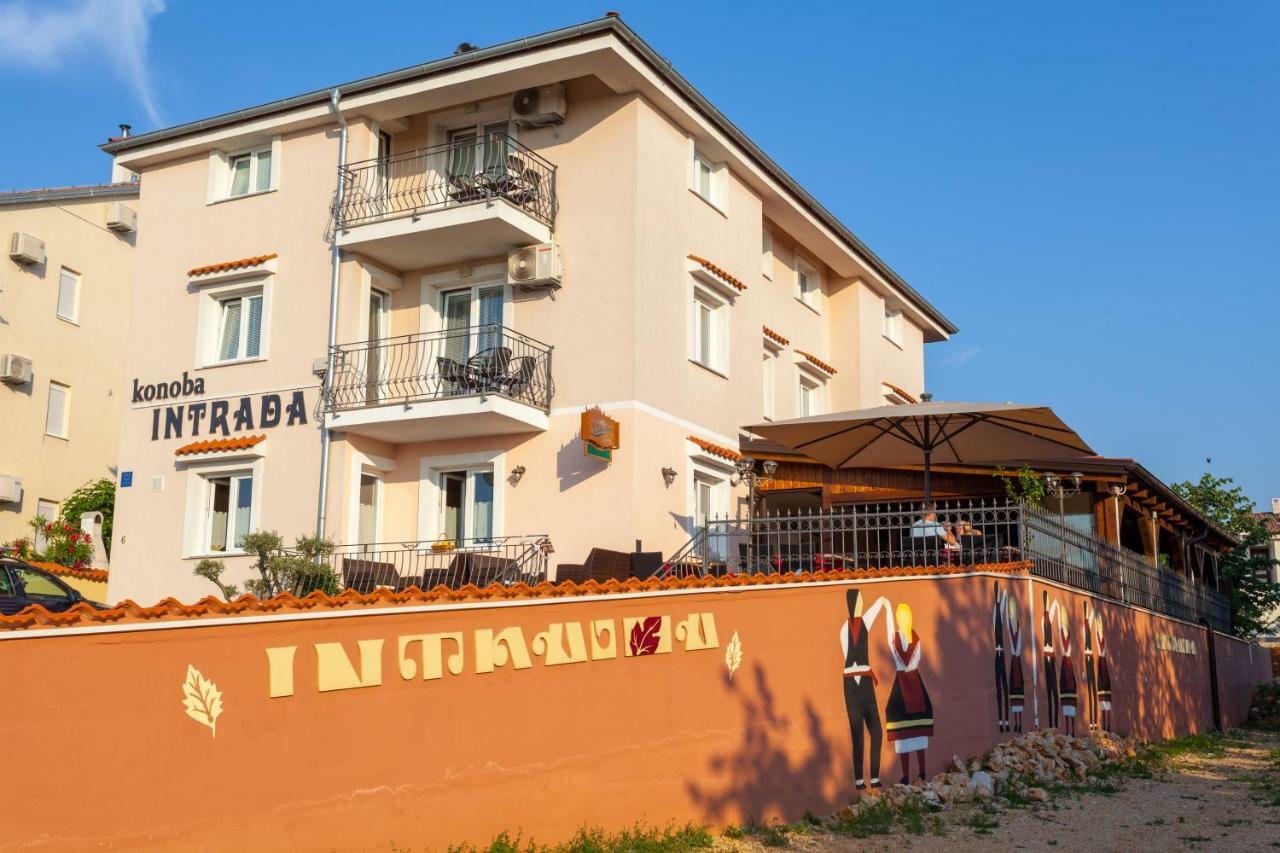 Apartments Jadranka Малинска Экстерьер фото
